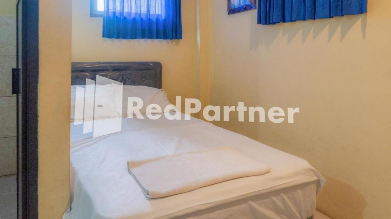 Vandhela Homestay Syariah Mitra Reddoorz سورابايا المظهر الخارجي الصورة