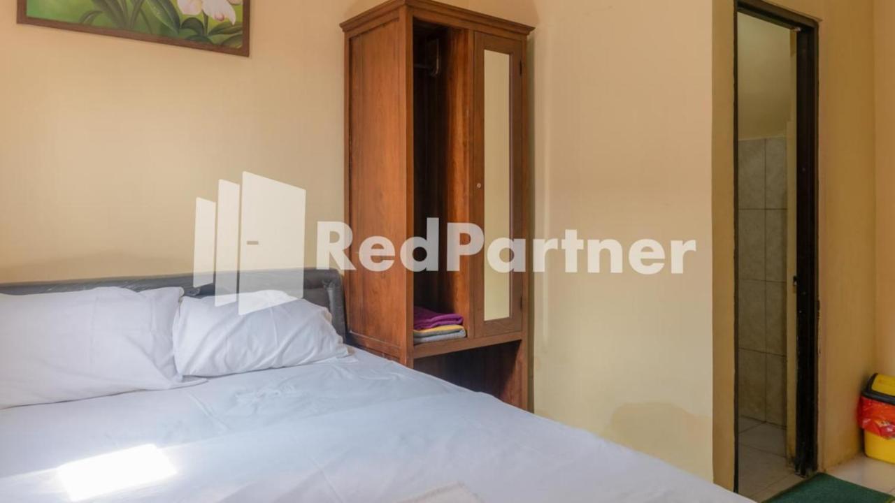Vandhela Homestay Syariah Mitra Reddoorz سورابايا المظهر الخارجي الصورة