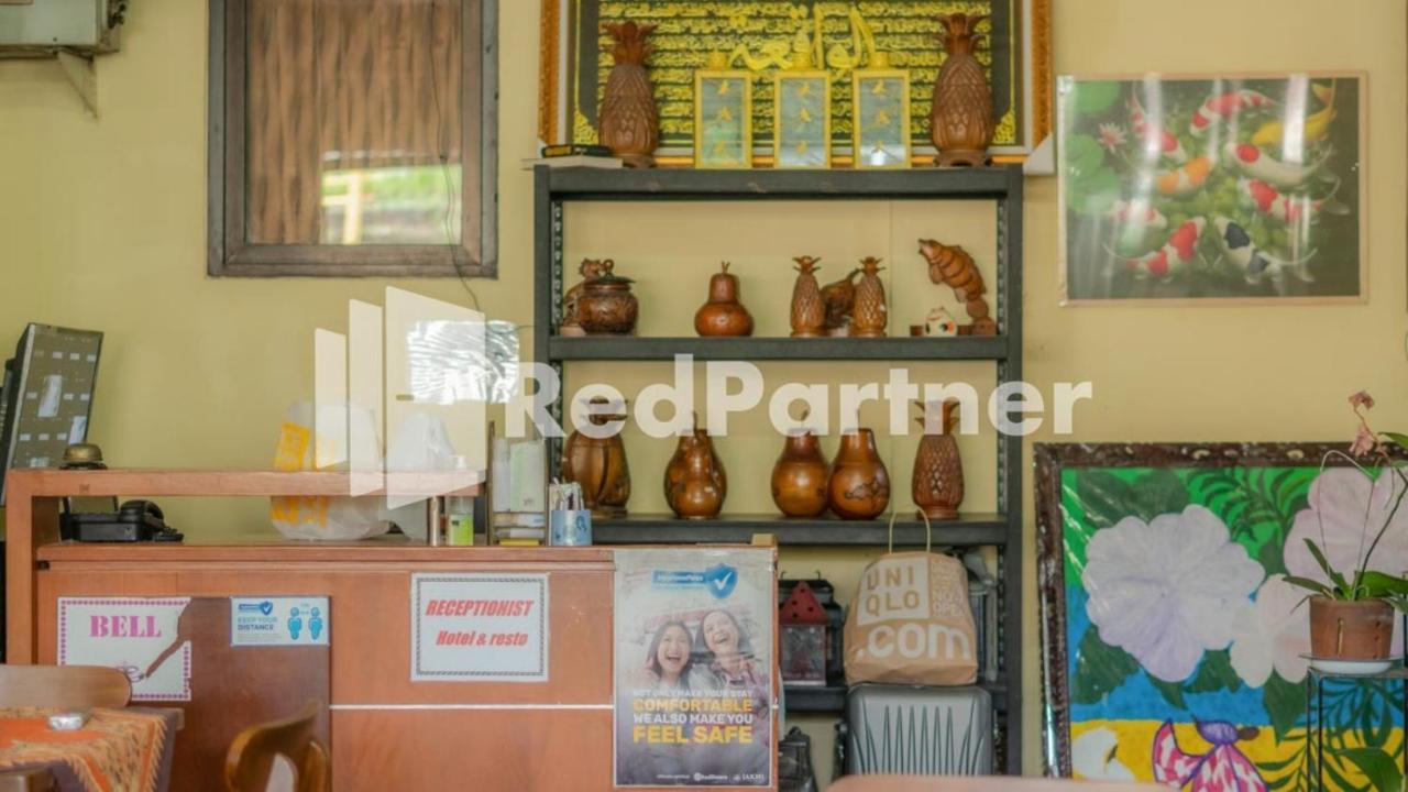 Vandhela Homestay Syariah Mitra Reddoorz سورابايا المظهر الخارجي الصورة
