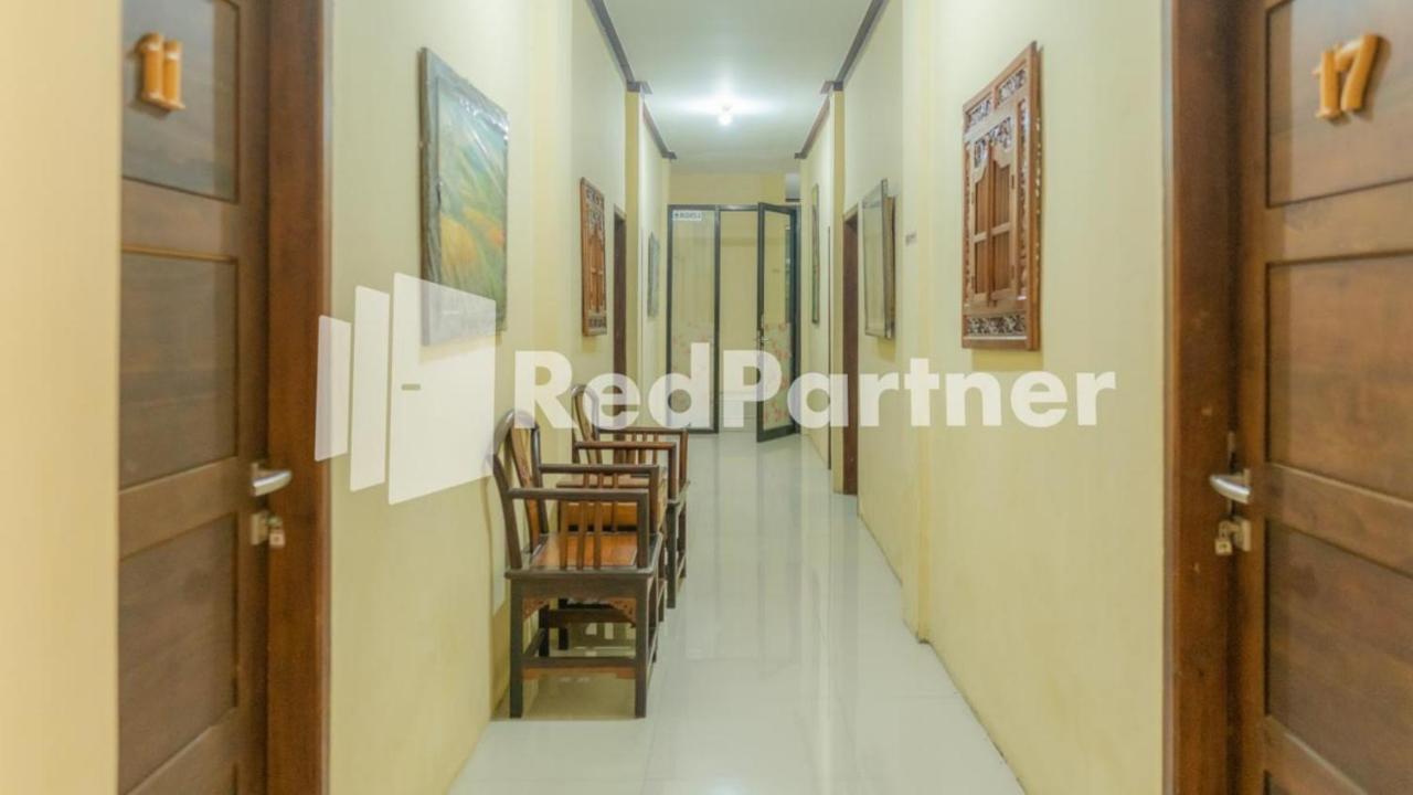 Vandhela Homestay Syariah Mitra Reddoorz سورابايا المظهر الخارجي الصورة