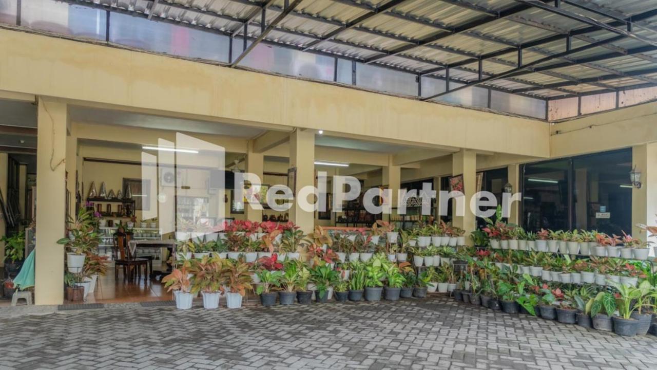 Vandhela Homestay Syariah Mitra Reddoorz سورابايا المظهر الخارجي الصورة